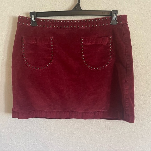 Mossimo Supply Co velour woman studded skirt size 14 fall mini burgundy autumn - Picture 2 of 10